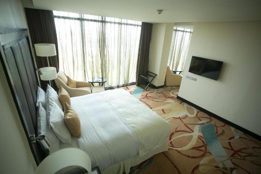 Pearl Of Africa Hotel Kampala Kültér fotó